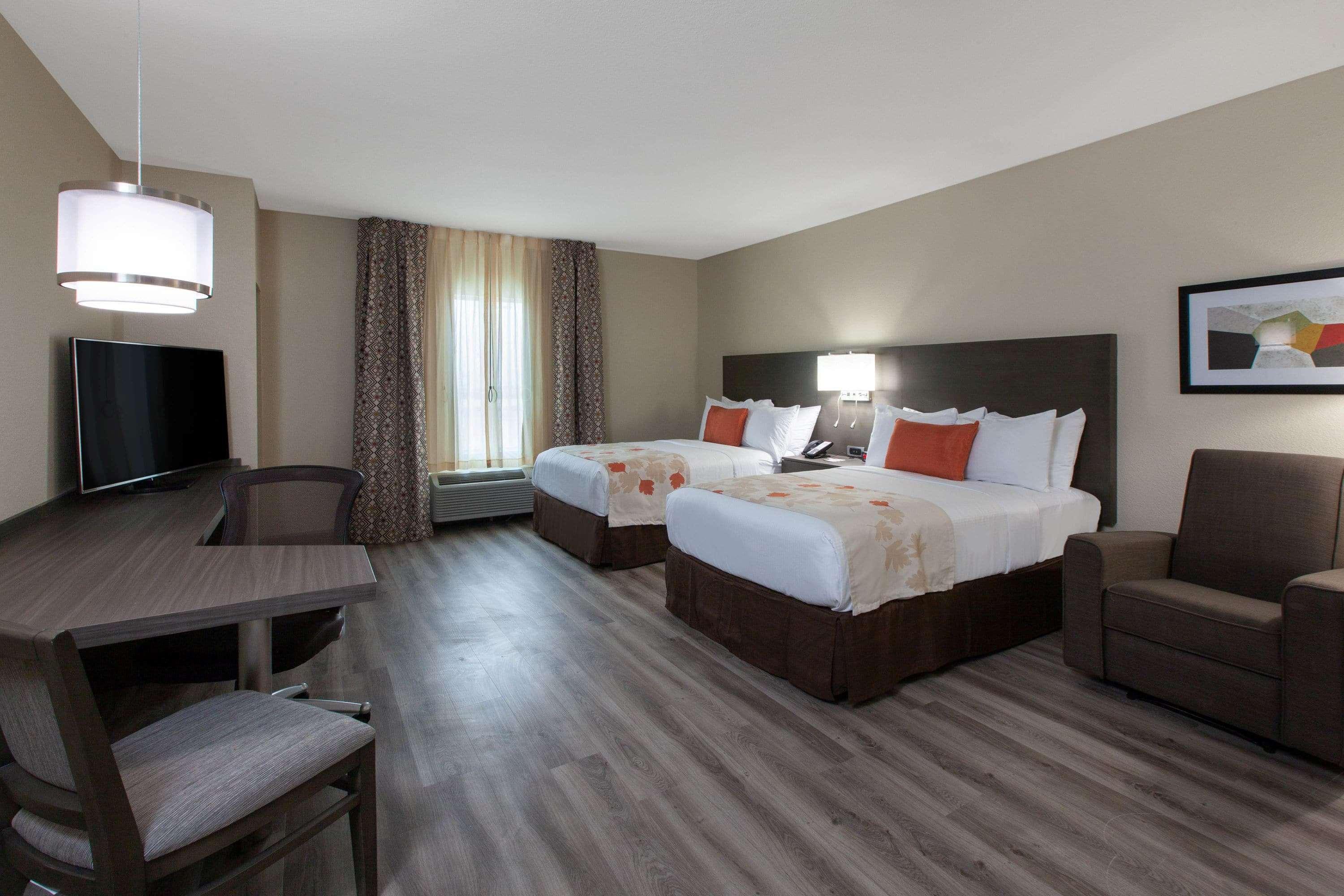 Hawthorn Extended Stay By Wyndham Одеса Екстериор снимка